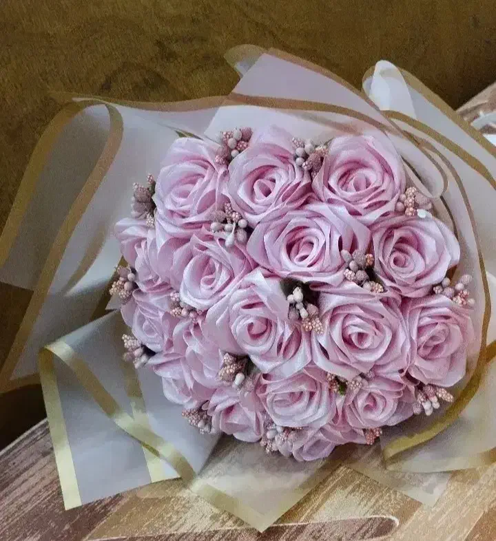 سفارش انواع دسته گل|گل مصنوعی|زاهدان, |دیوار