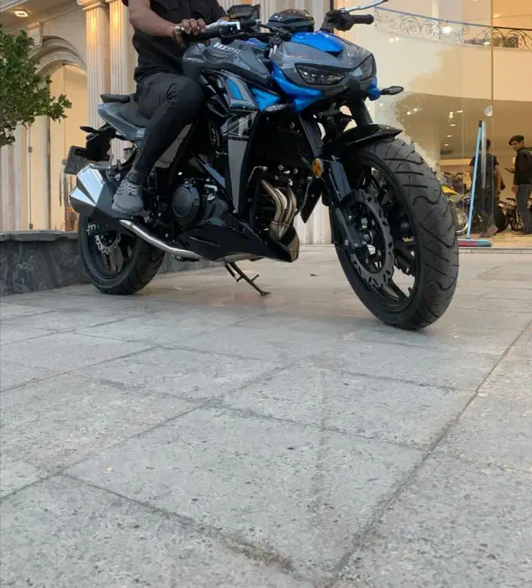 z1000|موتورسیکلت|بردسیر, |دیوار