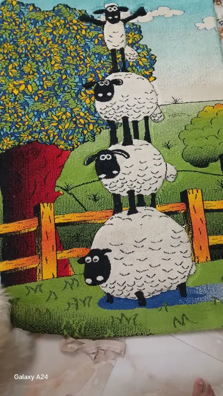 فرش کودک|فرش|کاشان, پایانه مسافربری|دیوار