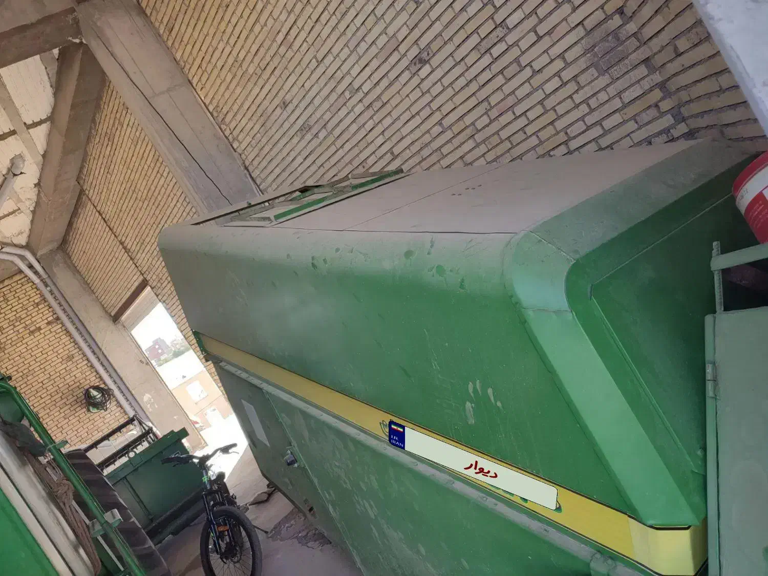 کمبایین|خودرو سنگین|دیواندره, |دیوار