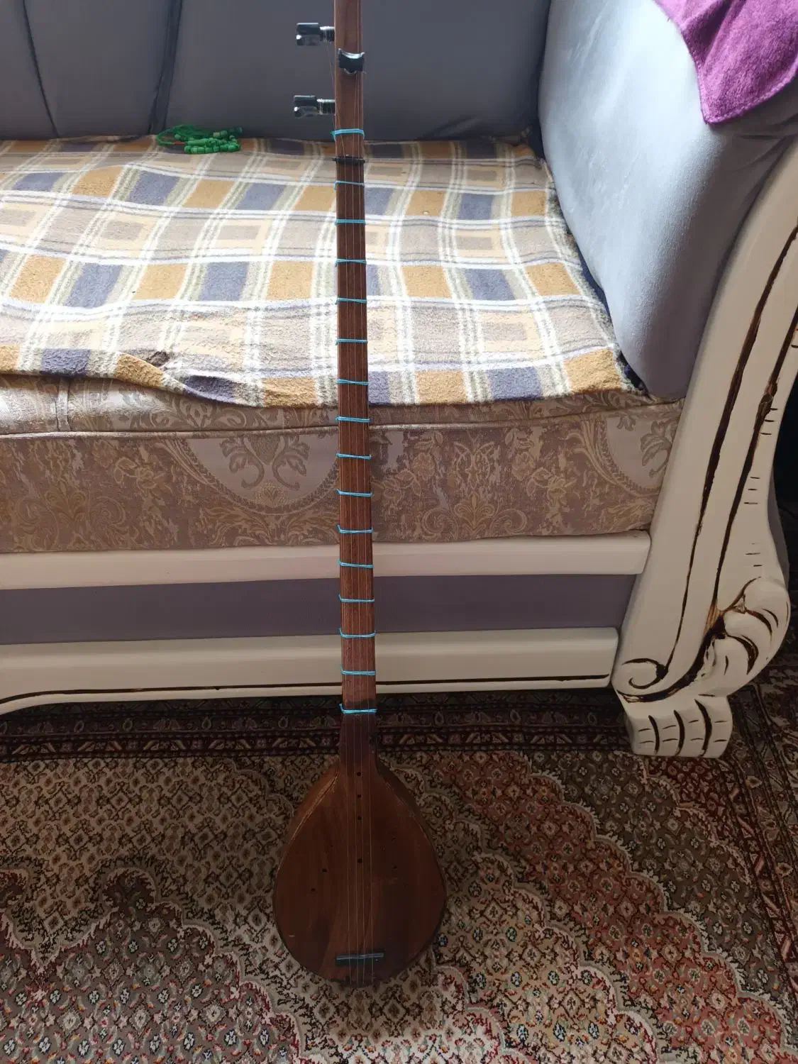 سه تار|سازهای سنتی|ارومیه, |دیوار