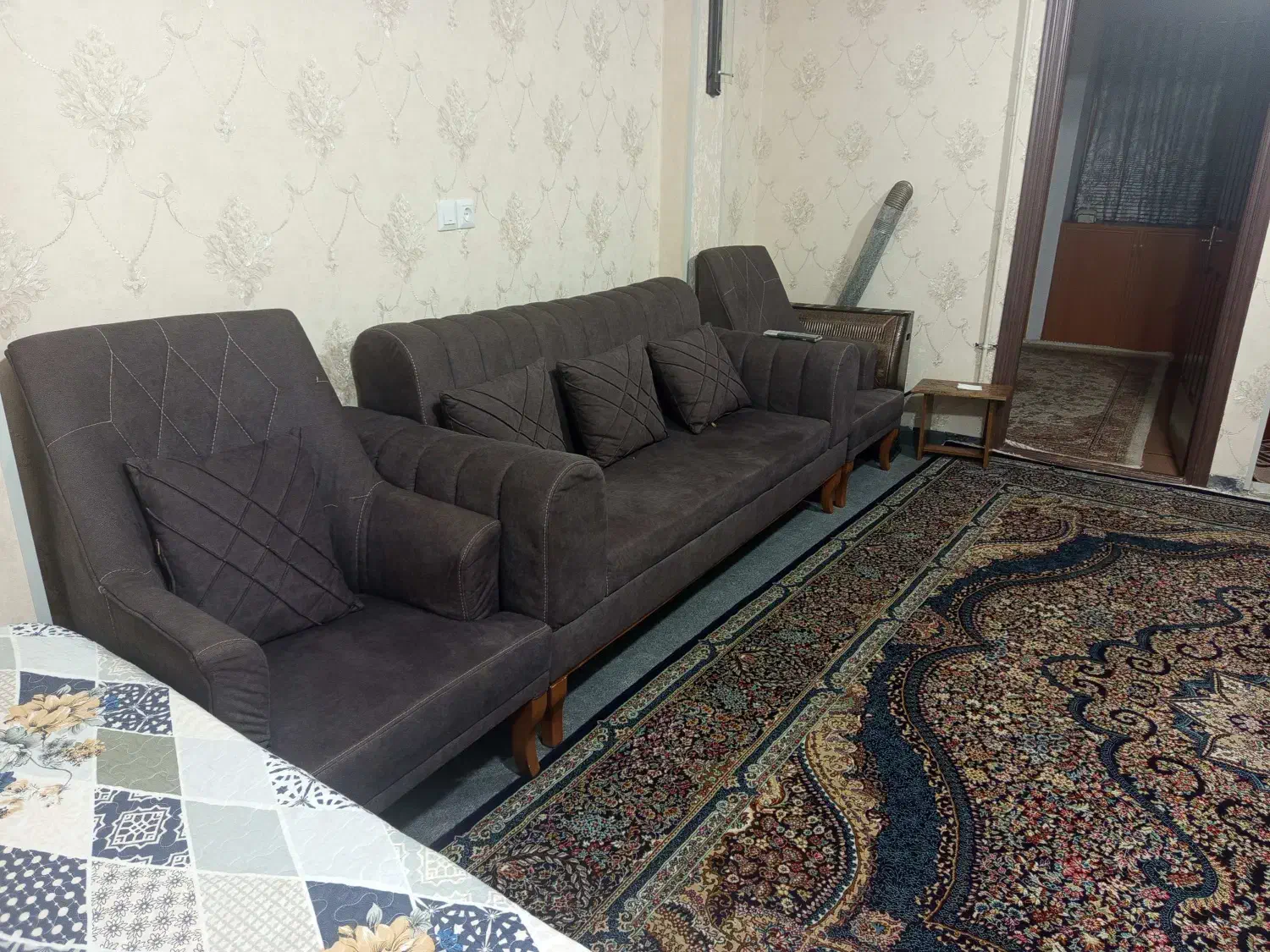 مبل۹نفره تمیز و در حد نو|مبلمان خانگی و میز عسلی|علیآباد کتول, |دیوار