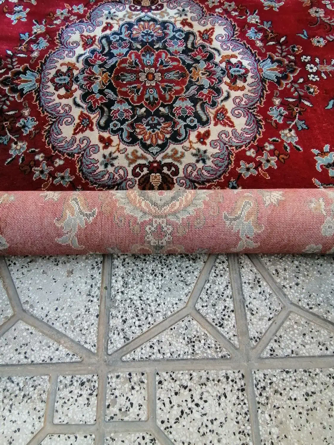 فرش 3 در 4|فرش|نیشابور, سرآب کوشک|دیوار