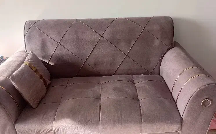 مبل ۴نفره|مبلمان خانگی و میز عسلی|پاکدشت, پاکدشت (مامازند)|دیوار