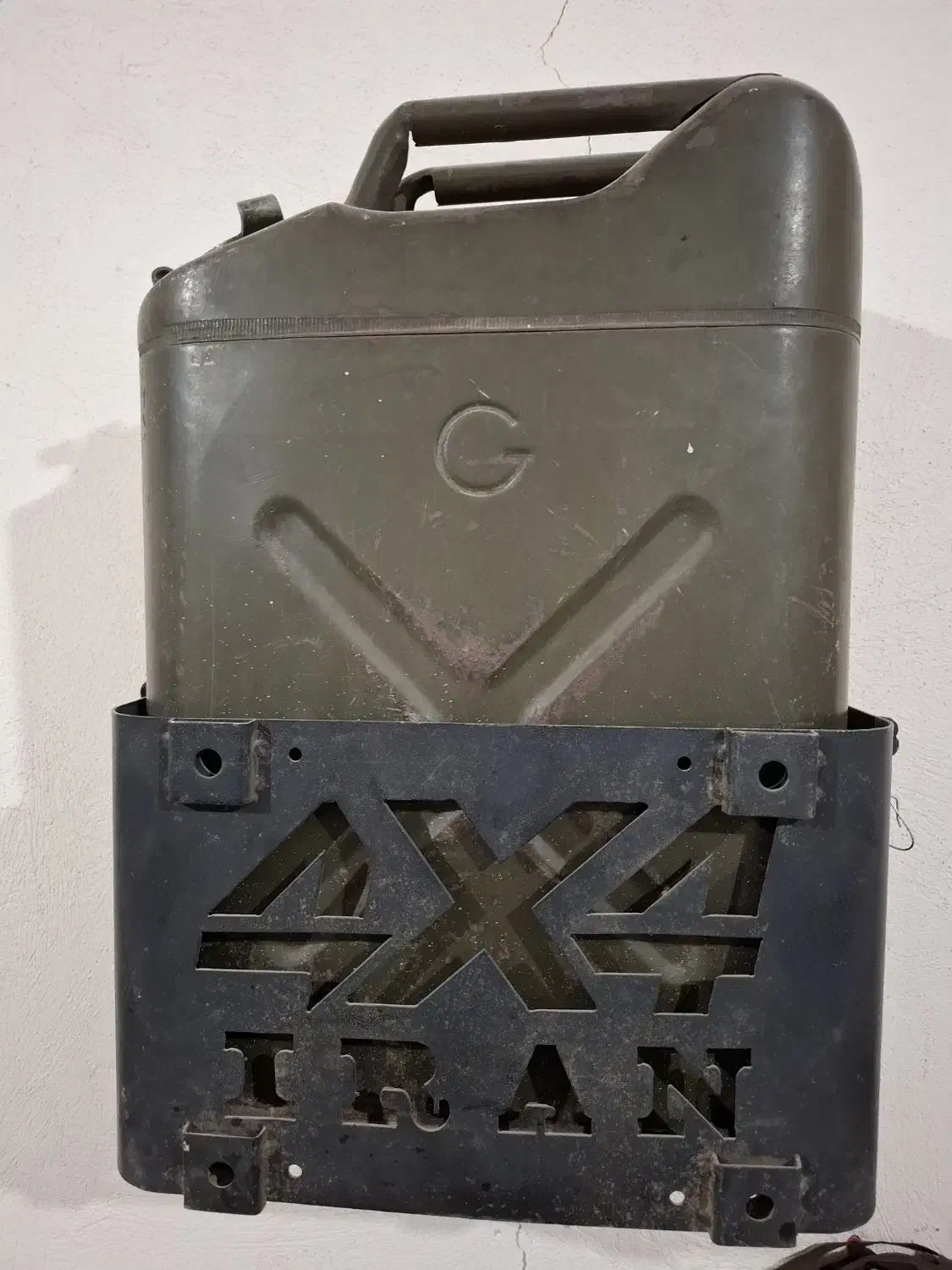 گالن امریکایی درجه یک با پایه اصلی|کلکسیون اشیاء عتیقه|چوار, |دیوار