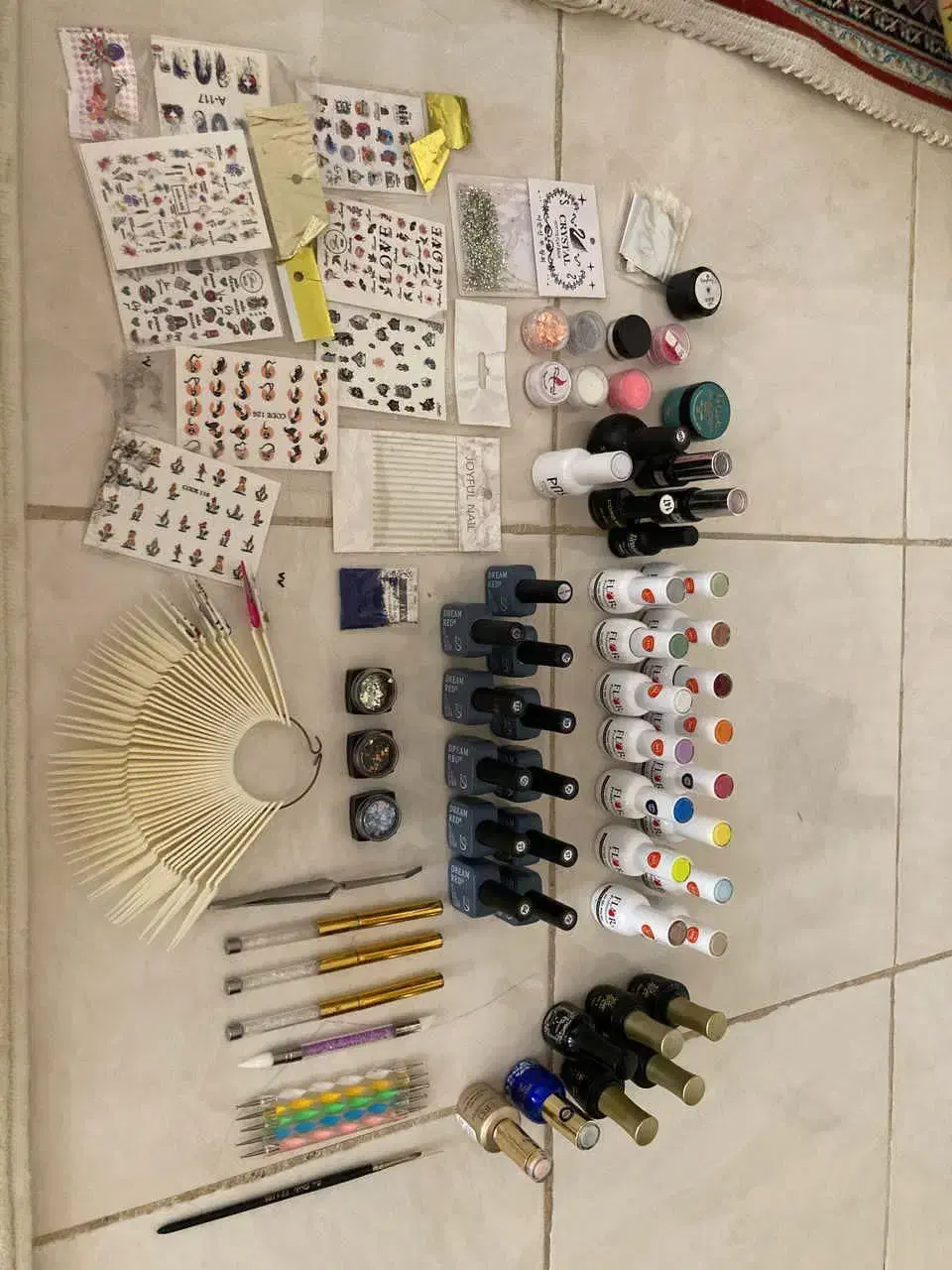 وسایل کاشت ناخن|آرایشگاه و سالنهای زیبایی|شاهینشهر, خانه کارگر|دیوار