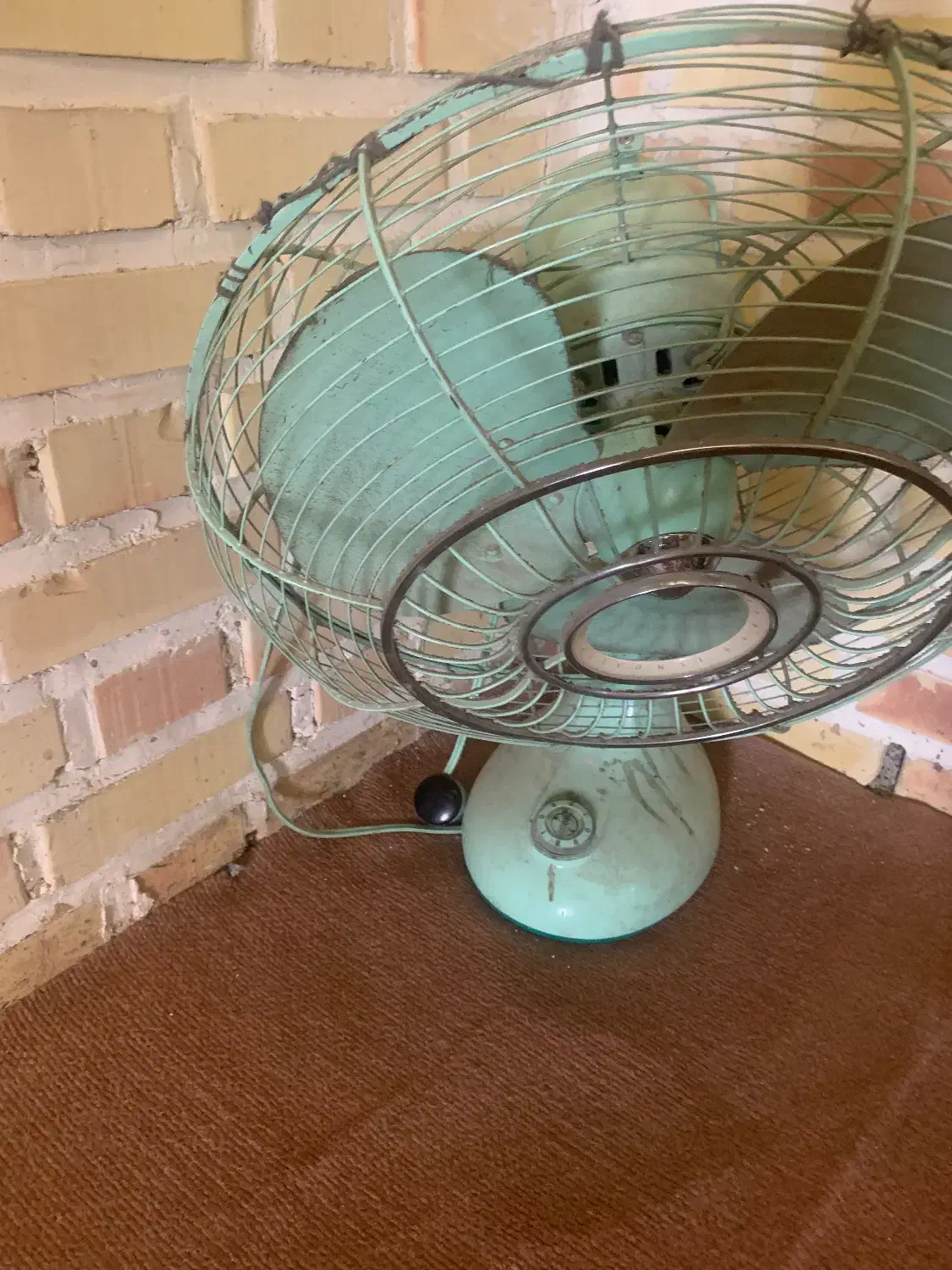 پنکه|کلکسیون اشیاء عتیقه|تهران, سوهانک|دیوار