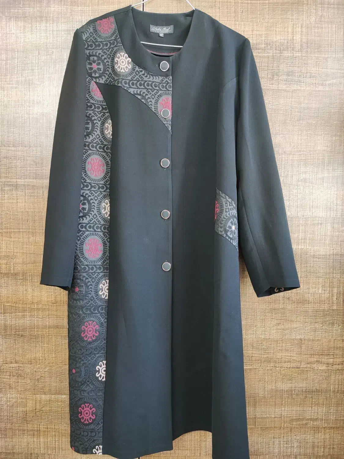 مانتو مجلسی زنانه|لباس|شاهین‌شهر, مسکن مهر|دیوار