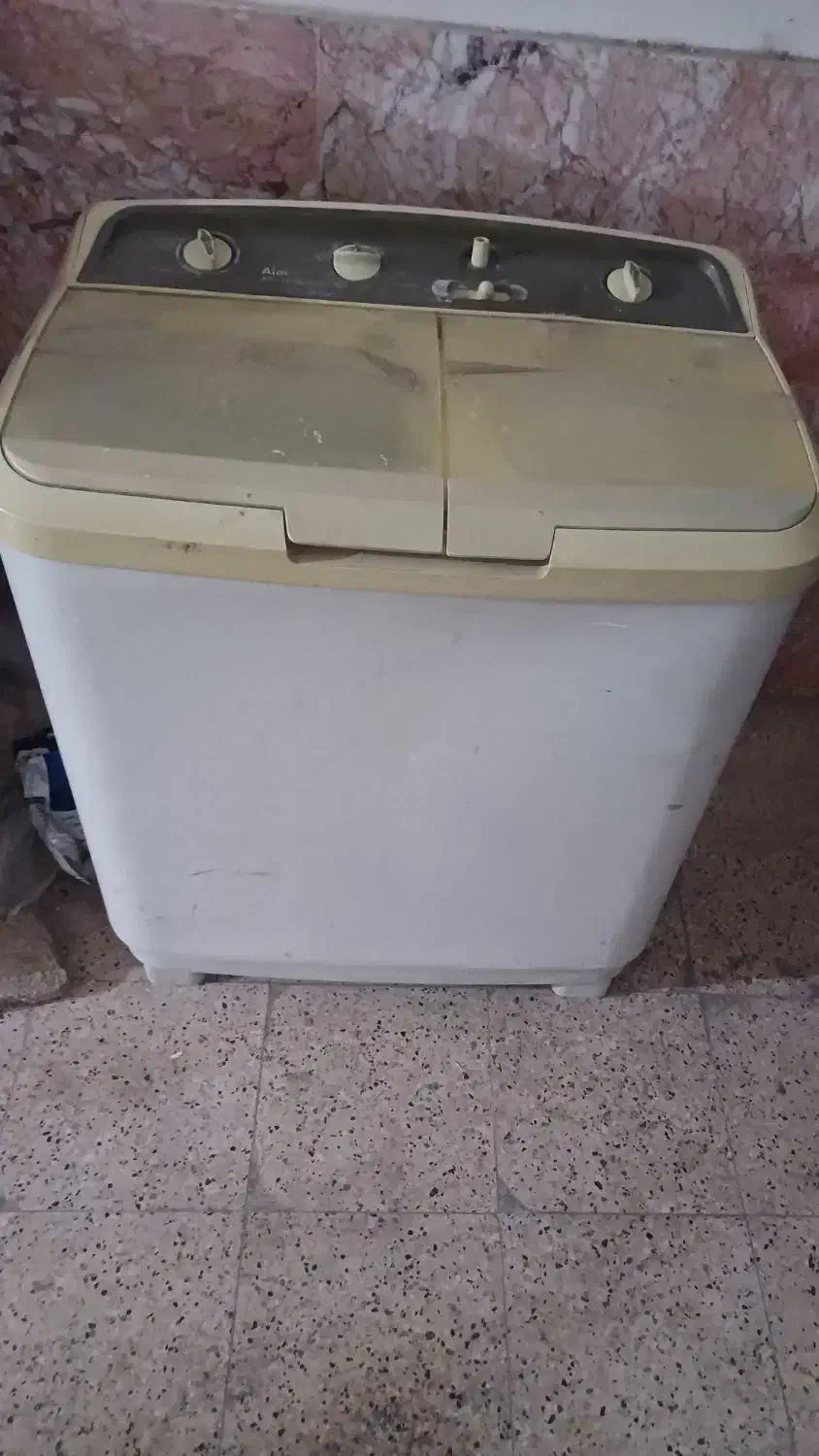 کار کرده ولی سالم فقط شیلنگ تخلیش باید عوض شهه|ماشین لباسشویی و خشک‌کن لباس|ملک‌آباد, |دیوار