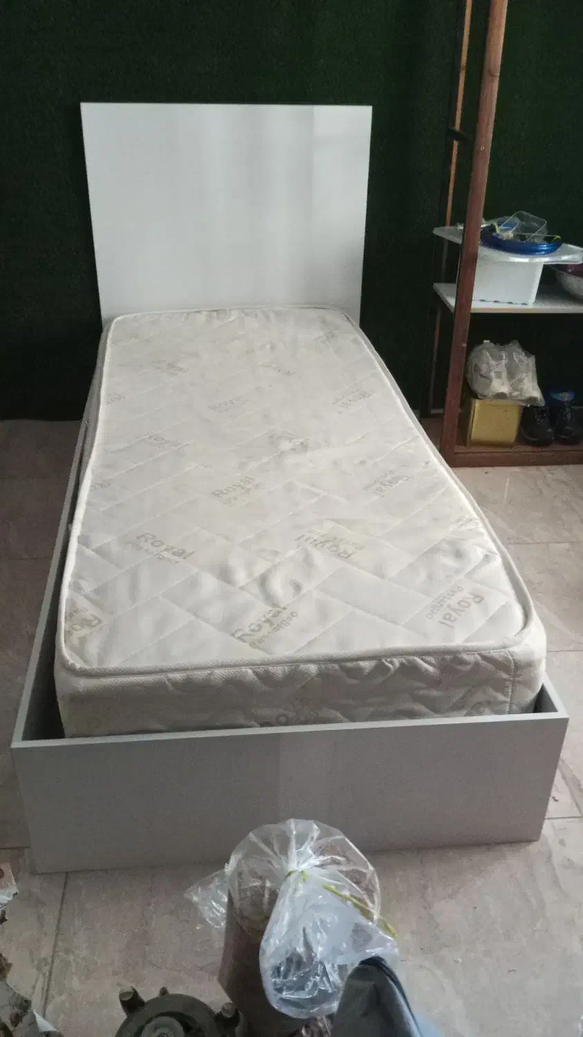 تخت خواب یک نفره|تخت و سرویس خواب|آمل, |دیوار