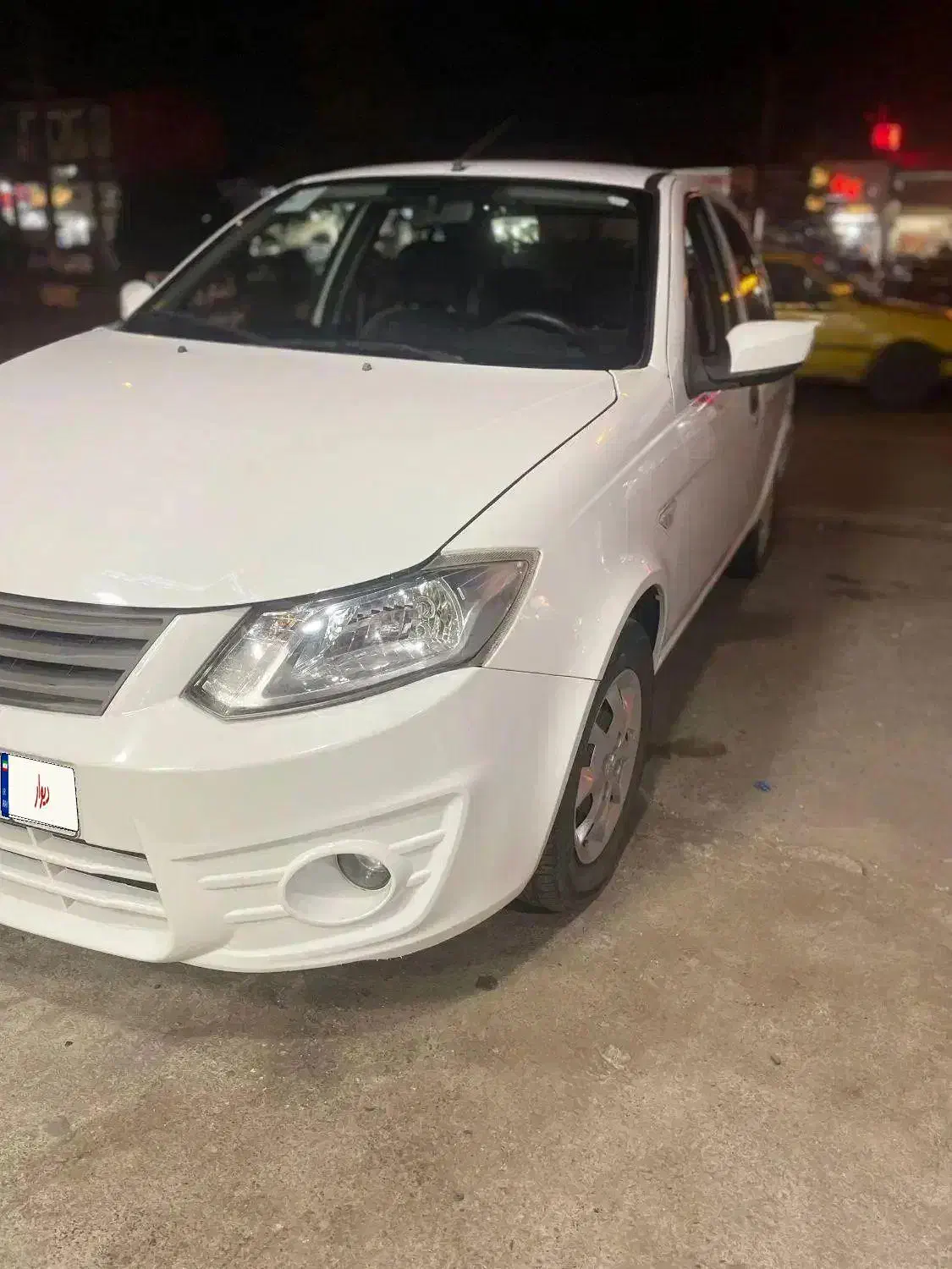 ساینا 98 /تک برگ سند / 40 تا کارکرد / بدون رنگ|خودرو سواری و وانت|رشت, باهنر|دیوار