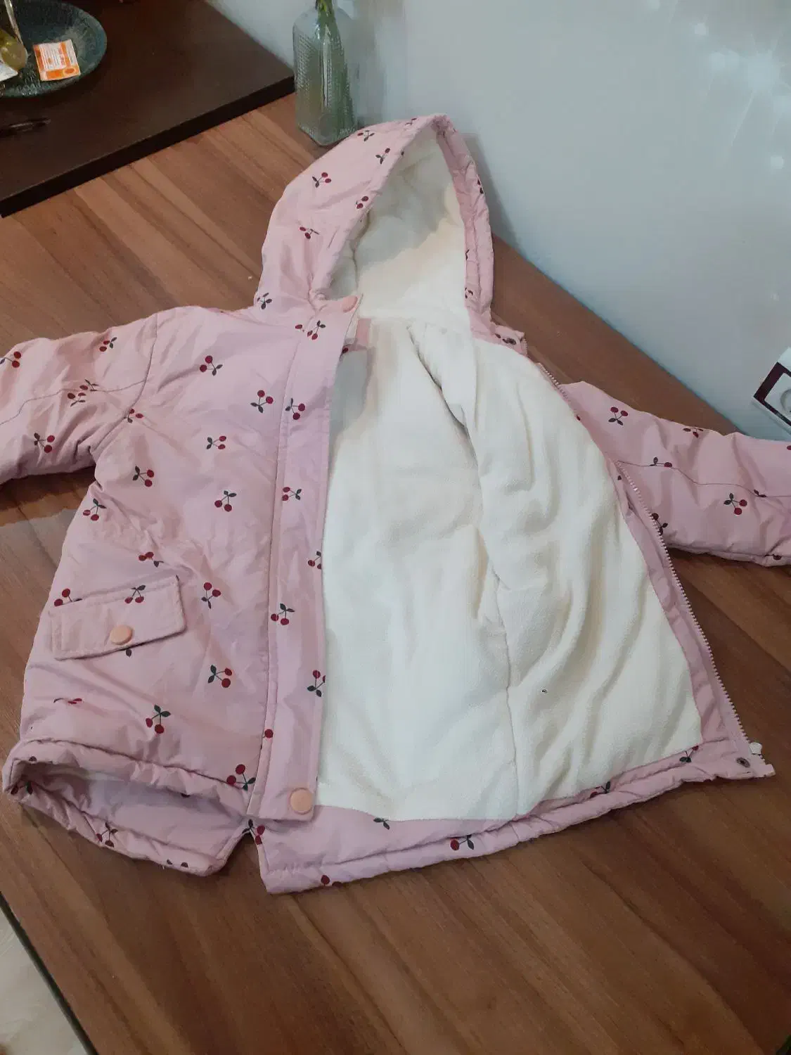 کاپشن دخترونه برای چهار تا شش سال|کفش و لباس بچه|رشت, لاکان شهر|دیوار