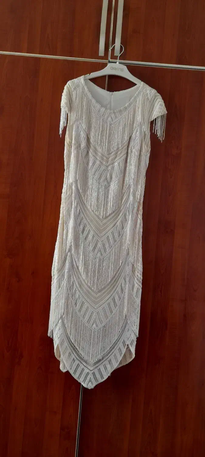 لباس مجلسی|لباس|شاهین دژ, |دیوار