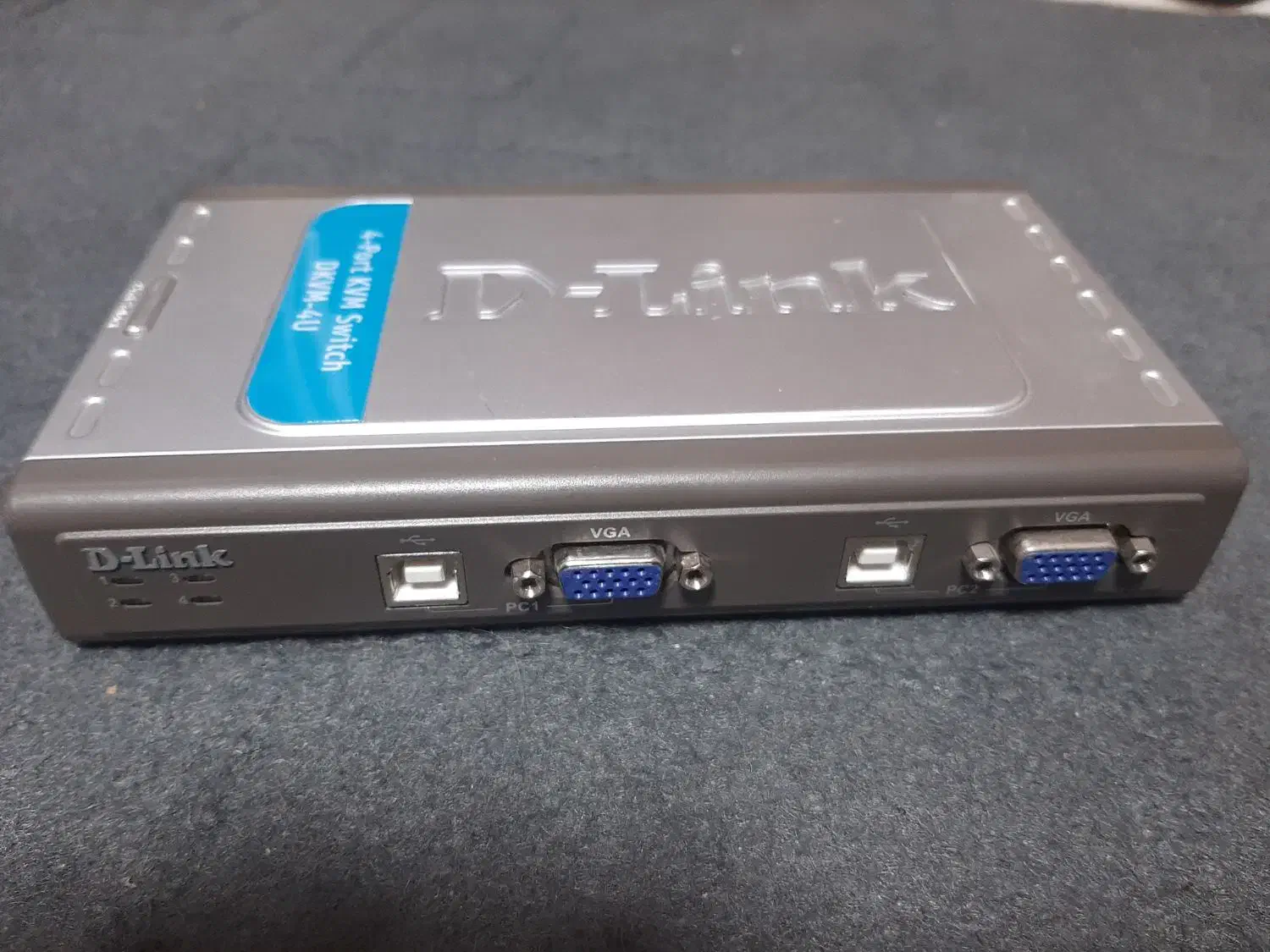 سوئیچ ۴ پورت KVM دی لینک|مودم و تجهیزات شبکه|تهران, ابوذر|دیوار