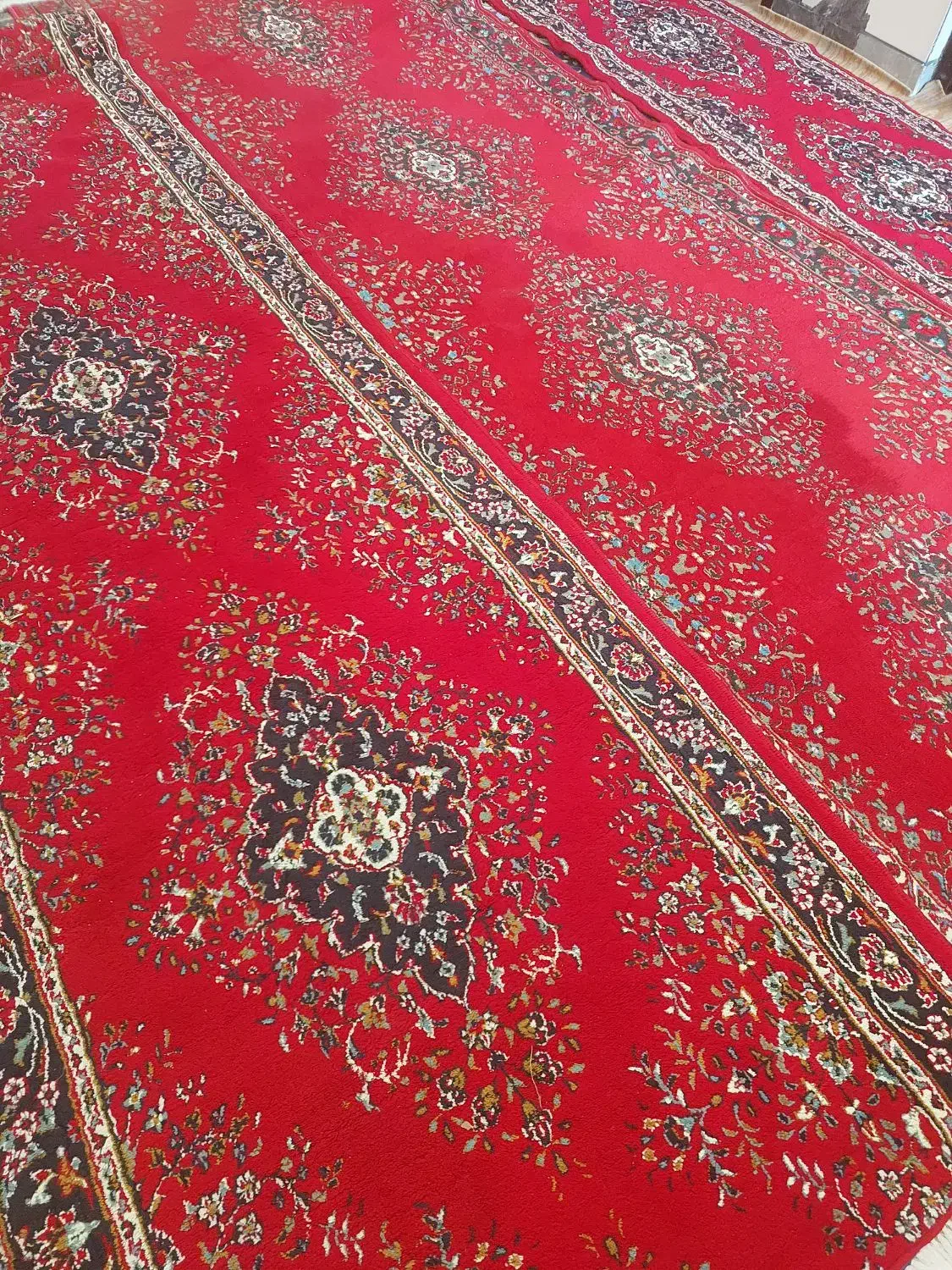 کنارفرشی|فرش|کازرون, |دیوار