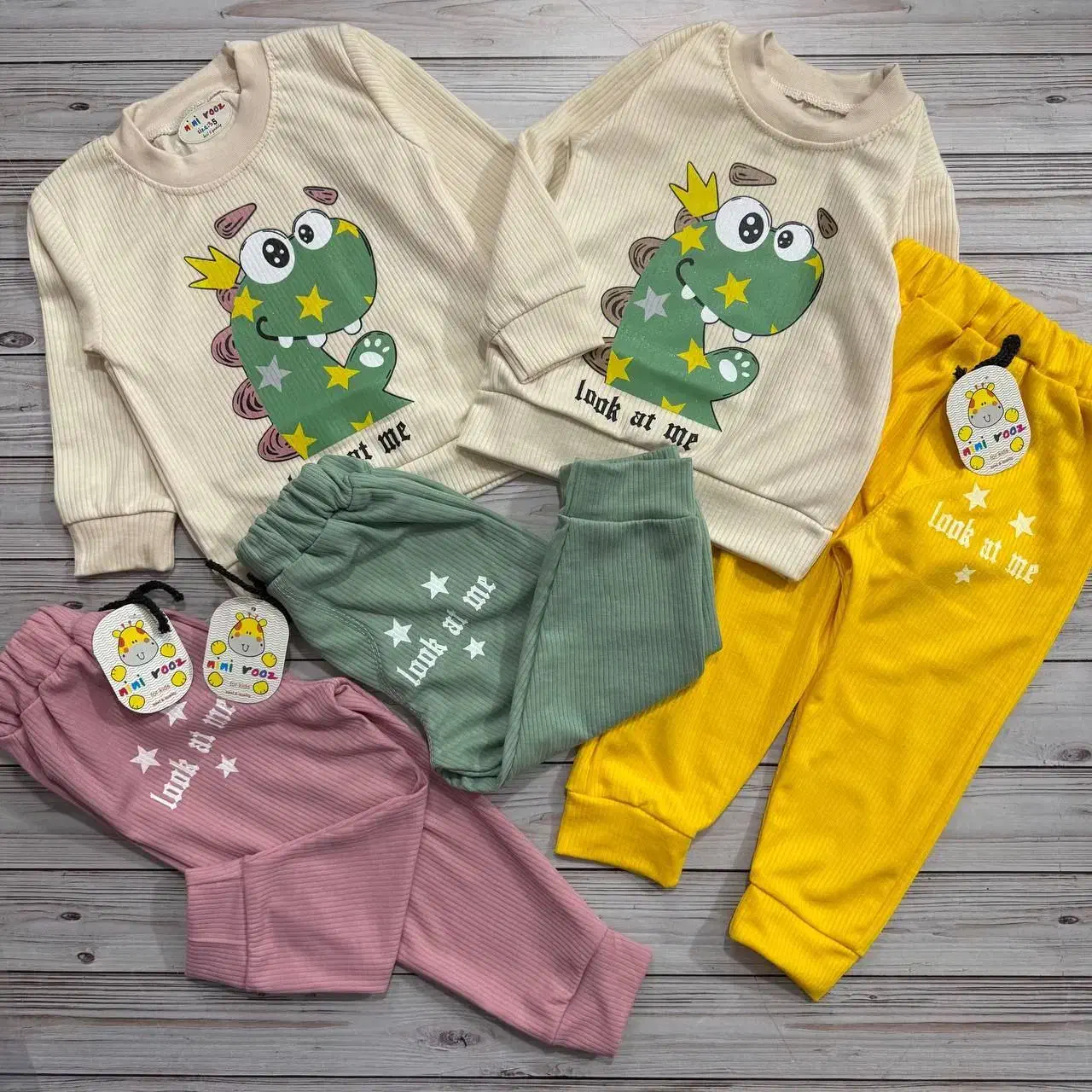 بلوزشلوارمناسب ۸ ماه تا۲ سال ونیم جنس پنبه کبریتی|کفش و لباس بچه|بروجرد, |دیوار