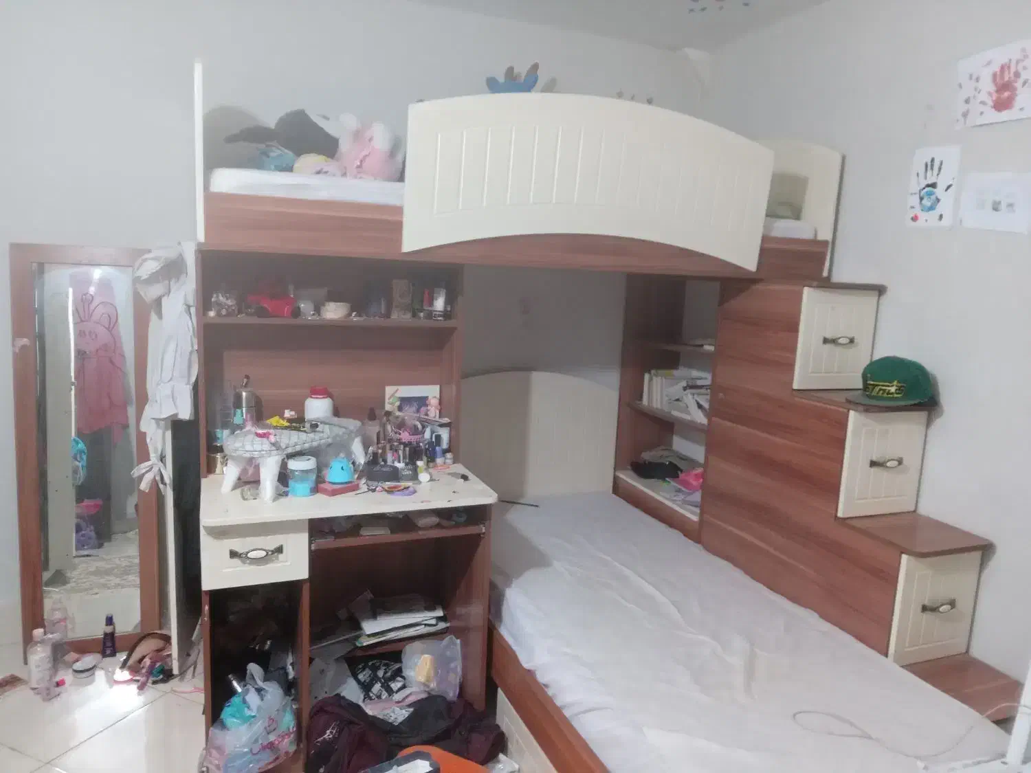 کمد  تخت تشک|تخت و سرویس خواب|هشتگرد, فاز ۱ مهستان|دیوار