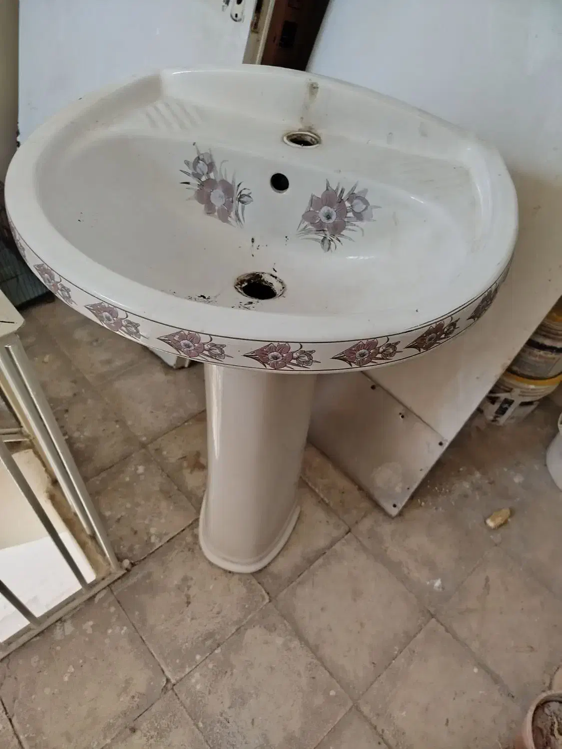 روشویی|لوازم سرویس بهداشتی|همدان, |دیوار