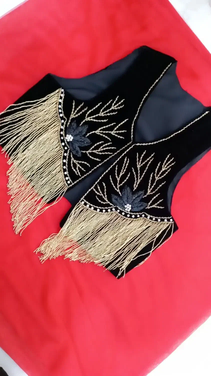 سخمه کردی|لباس|سنندج, |دیوار