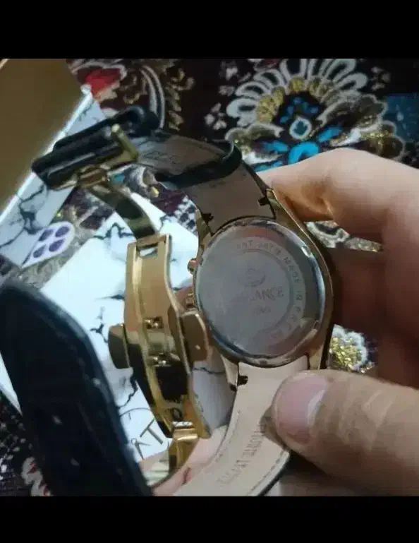 ساعت شیک و زیبا|ساعت|قم, شاه ابراهیم|دیوار