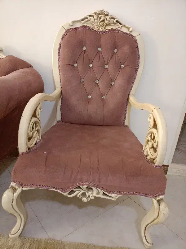 مبل کلاسیک ۷نفره چوب راش به همراه میز وسط|مبلمان خانگی و میز عسلی|بوئین زهرا, |دیوار