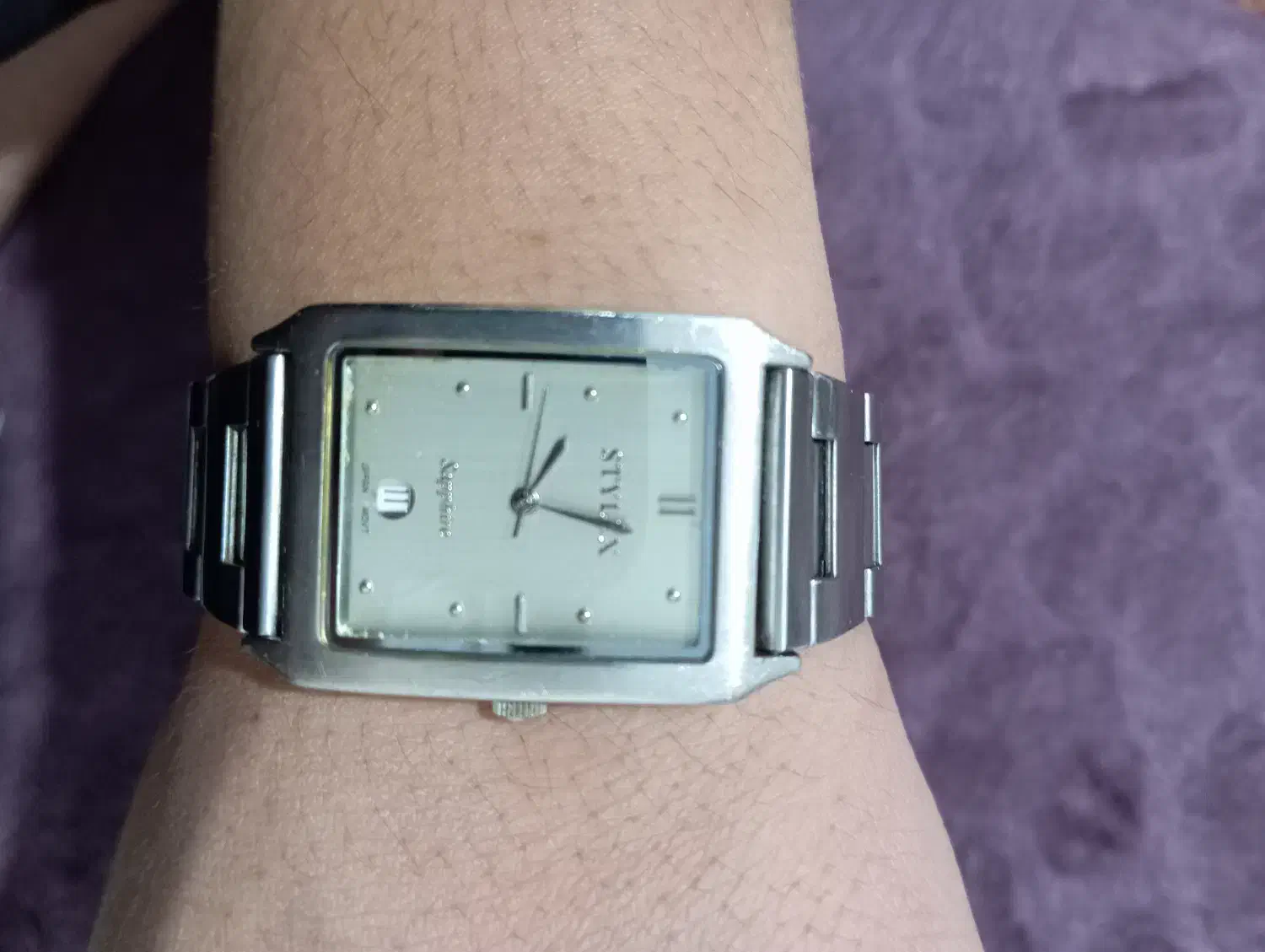 ساعت مچی|ساعت|رزن, |دیوار