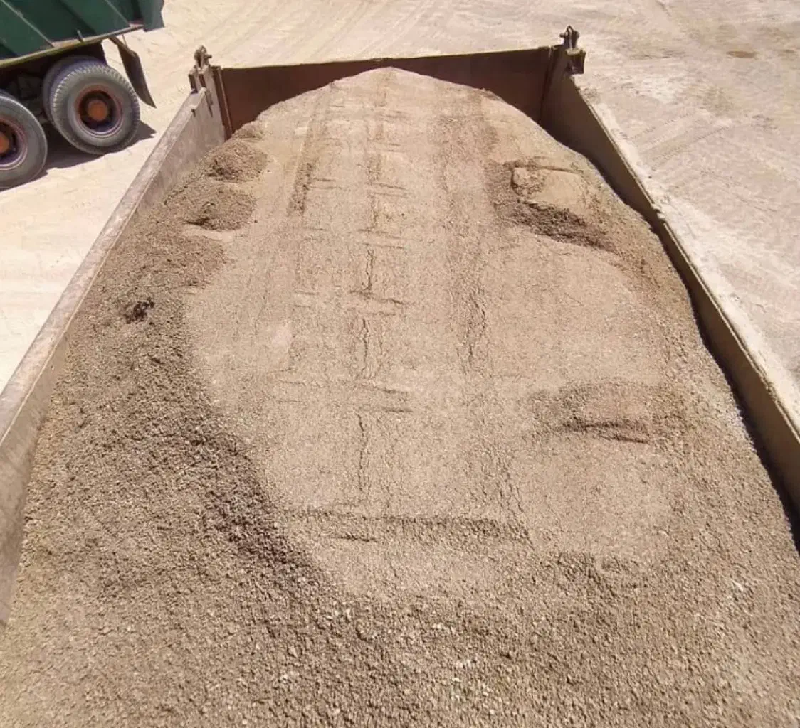 حمل‌ماسه‌شن‌‌شنگل‌‌مناسبترین‌قیمت‌‌تناژ۱۳تن‌باسکول|مصالح و تجهیزات ساختمان|دزفول, |دیوار