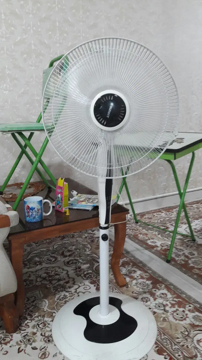 پنکه ایستاده|پنکه و تصفیهکنندهٔ هوا|اسلامشهر, شهرک قائمیه|دیوار