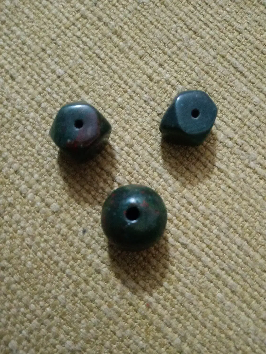 سنگ یشم سبز|کلکسیون اشیاء عتیقه|اصفهان, بهارستان|دیوار