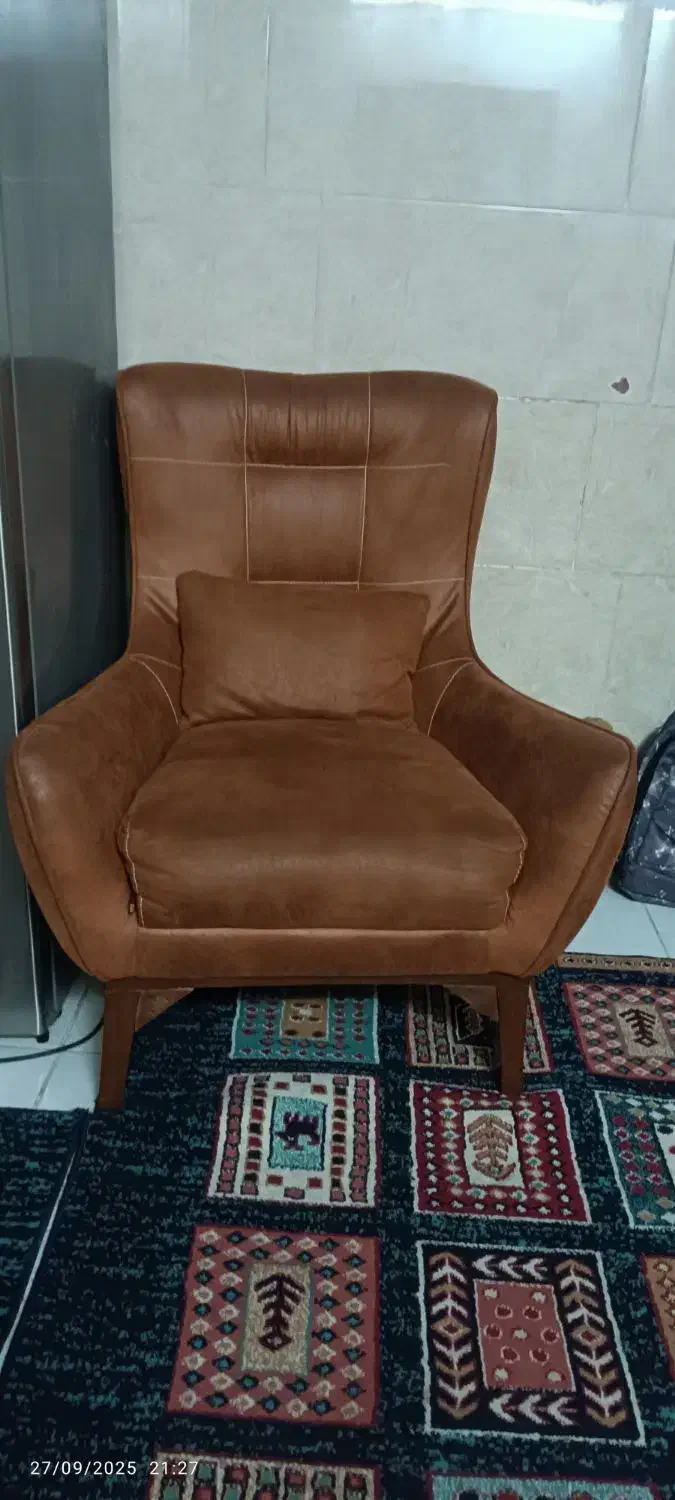مبل تک نفره خیلی نرم راحت|مبلمان خانگی و میز عسلی|تهران, مینابی|دیوار