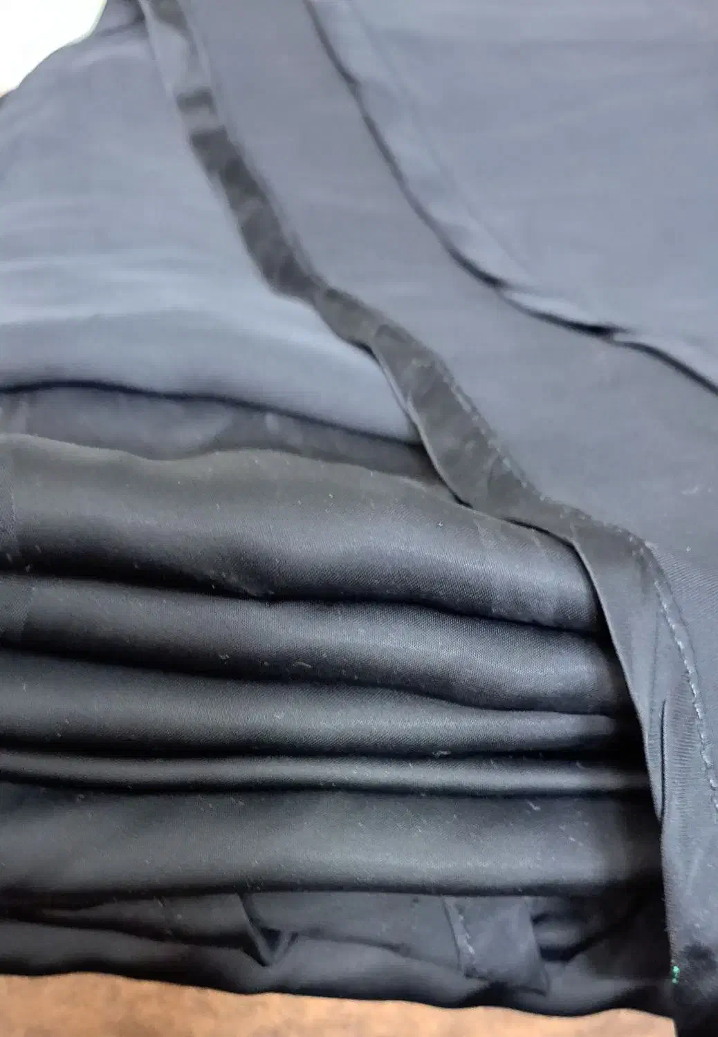 چادر مشکی ساده و مجلسی|لباس|شهریار, فرارت|دیوار