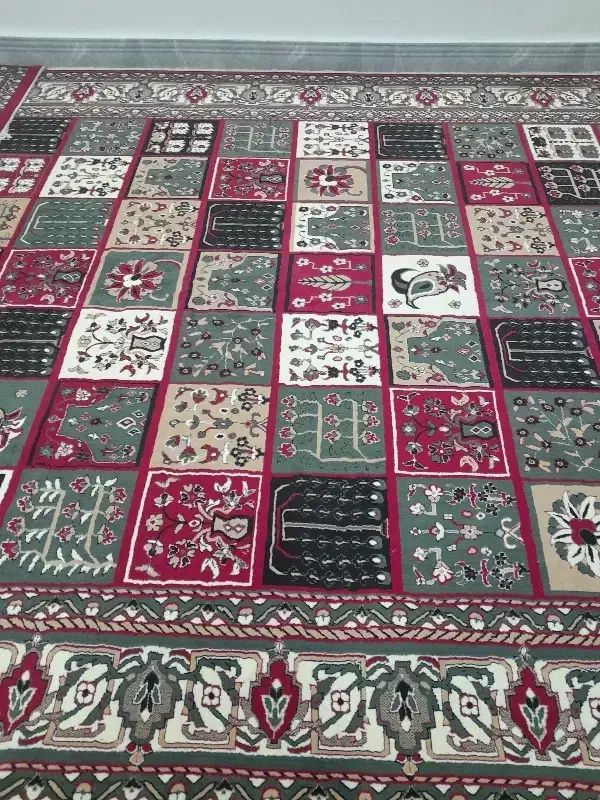 دوتا قالی فروشی درحد نو|فرش|دورود, |دیوار