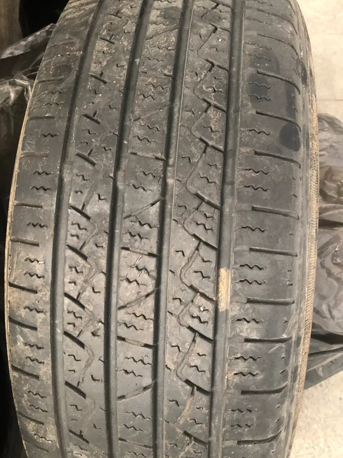 لاستیک هابلید ۲۳۵/۷۵/۱۵|قطعات یدکی و لوازم جانبی|پردیس, فاز ۲|دیوار