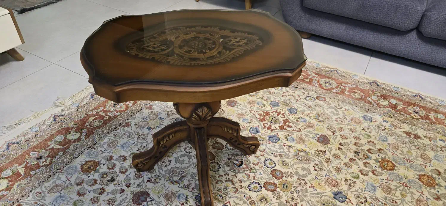 جلو مبلی و عسلی سلطنتی چوبی|مبلمان خانگی و میز عسلی|تهران, سیمای ایران|دیوار