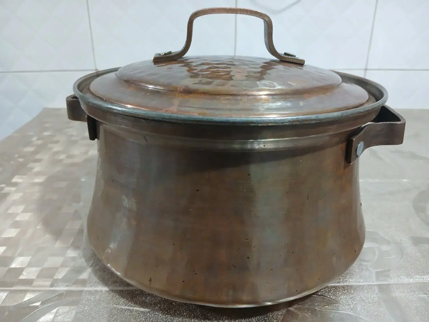 دیگچه قابلمه مسی.دوعددوزن ۳کیلو ۱۰۰گرم|ظروف پختوپز|قرچک, مجتمع مسکونی طبیعت|دیوار