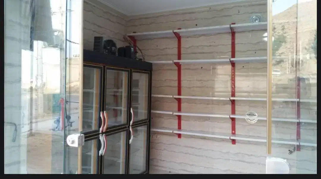 رهن مغازه فاز ۲ صدرا|اجارهٔ مغازه و غرفه|صدرا-فارس, فاز ۲|دیوار