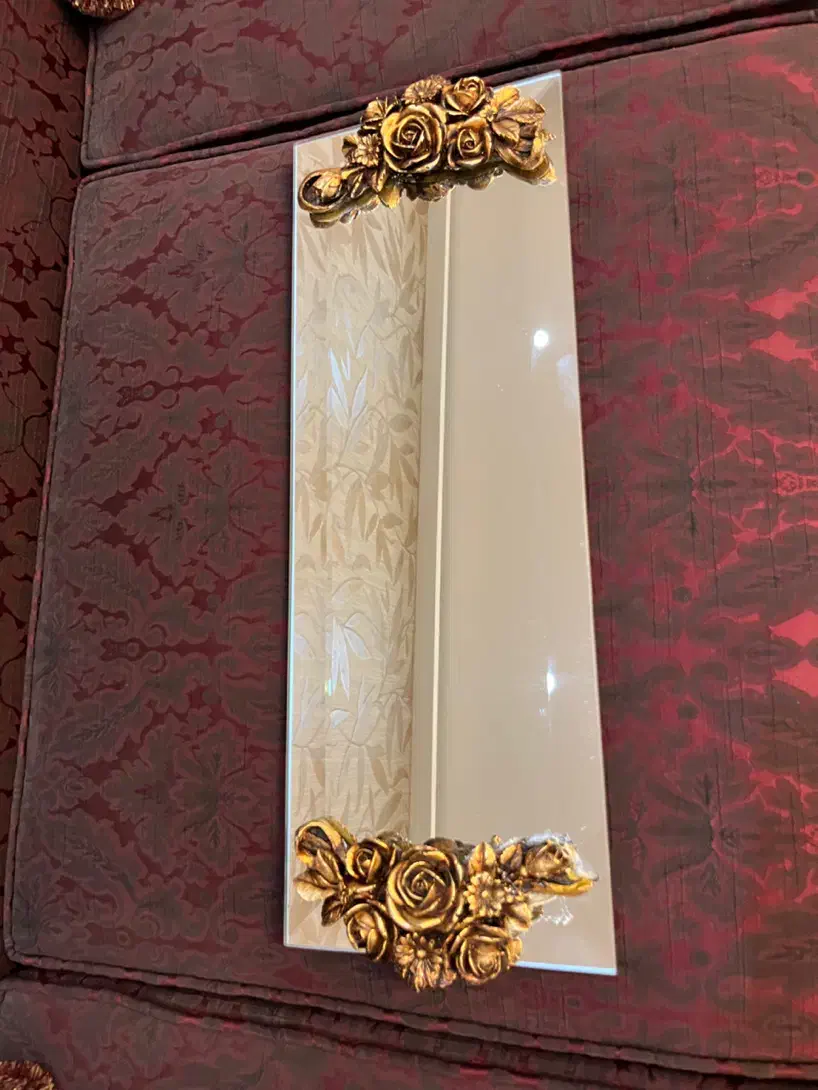 آینه کلاسیک سلطنتی|آینه|مشهد, هفت تیر (آب و برق)|دیوار