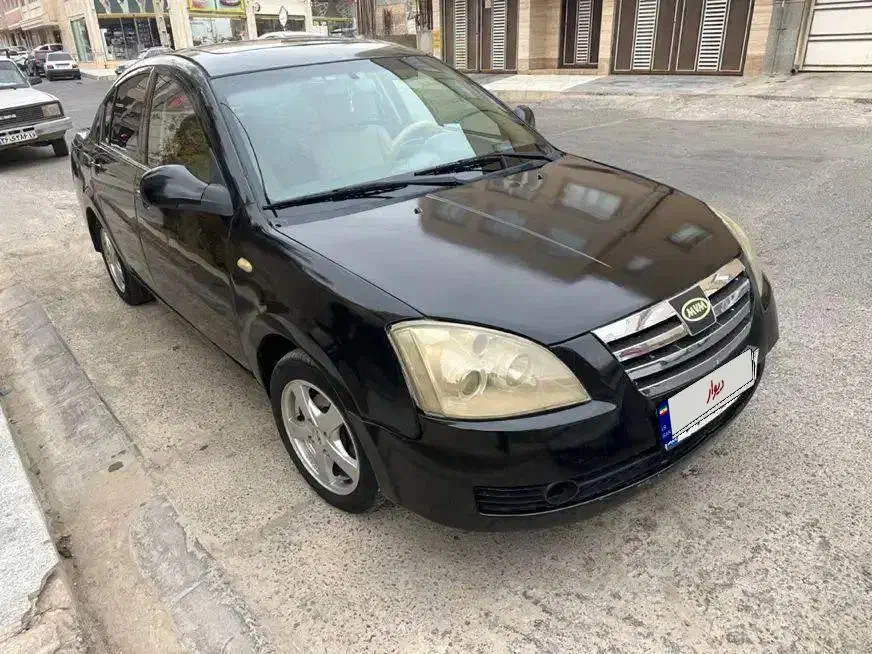 ام وی ام ۵۳۰|خودرو سواری و وانت|قم, بنیاد|دیوار