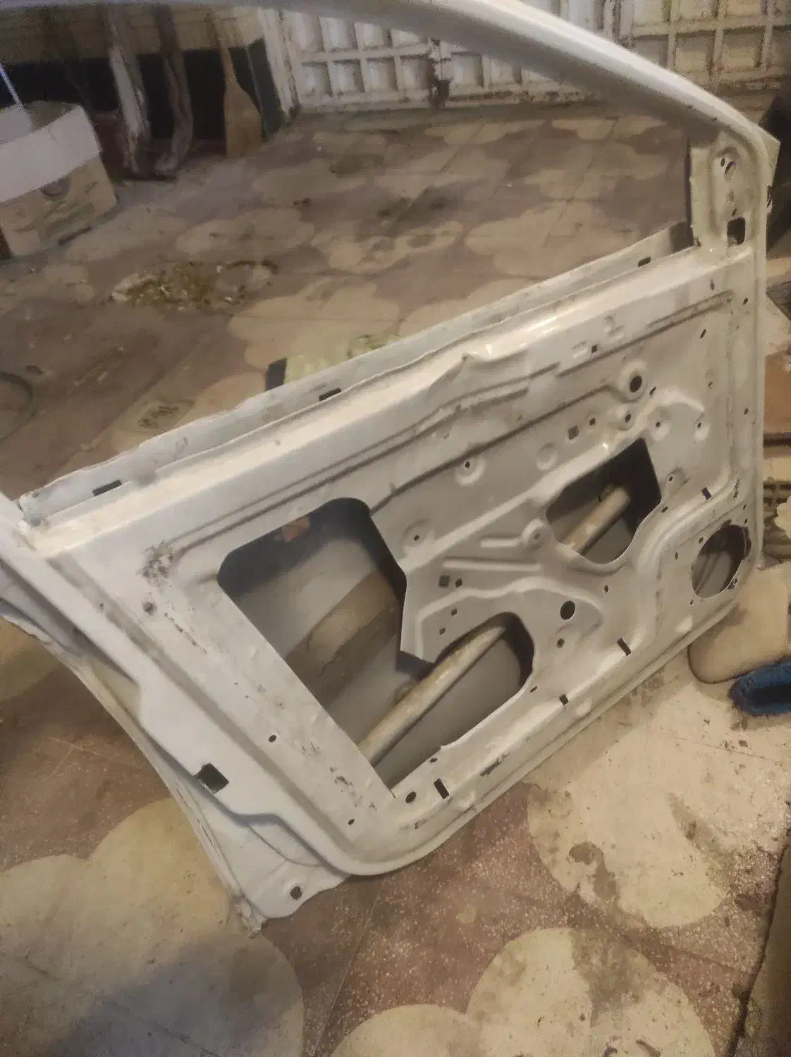 درب کاپوت ام وی ام 315 نیو در عقب در جلو|قطعات یدکی و لوازم جانبی|شیراز, اصلاح‌نژاد|دیوار