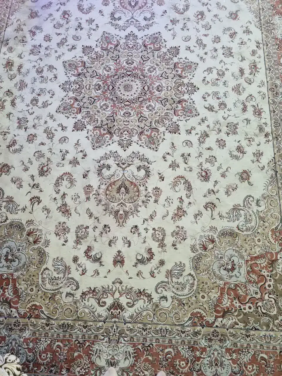 فرش ۹ متری ۷۰۰ شانه|فرش|تهران, هفده شهریور|دیوار