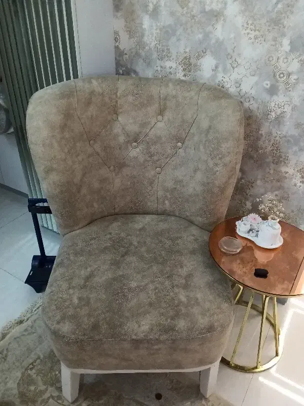 مبل نیم ست|مبلمان خانگی و میز عسلی|اصفهان, خانه اصفهان|دیوار