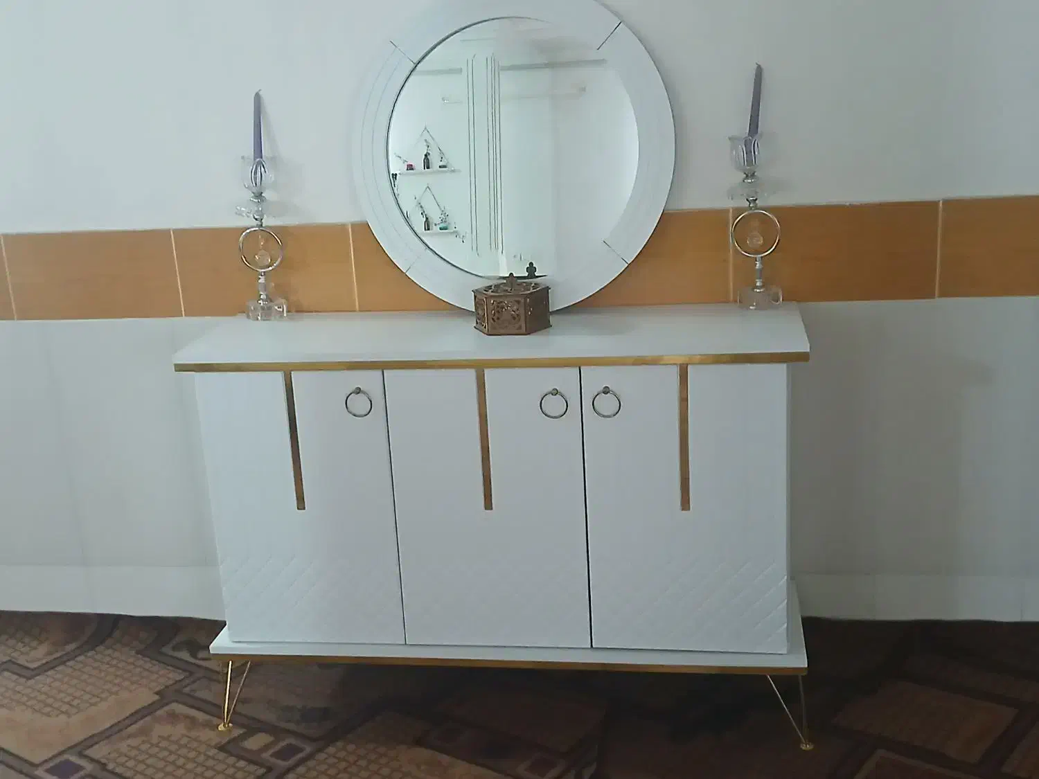 وسیله|میز و صندلی غذاخوری|ایجرود, |دیوار