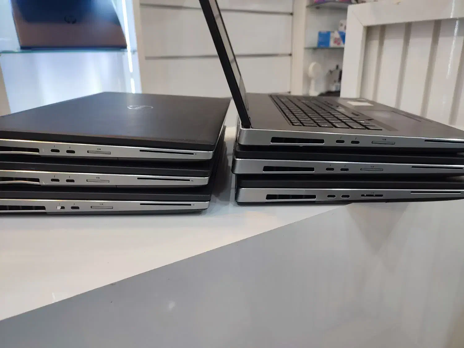 Dell 7740 i7 رندرینگ و گیمینگ RTX 3000|رایانه همراه|تهران, شهرک صدرا|دیوار