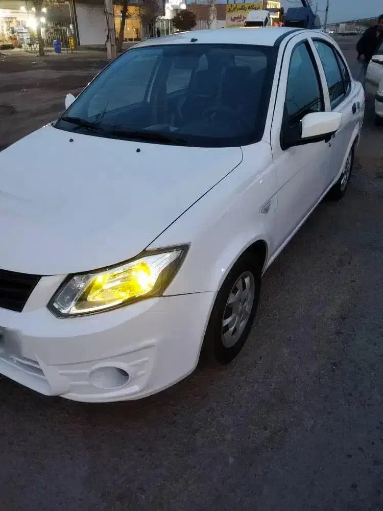 ساینا تمیز چهار حلقه لاستیک نو بیمه تکمیل|خودرو سواری و وانت|درگزین, |دیوار