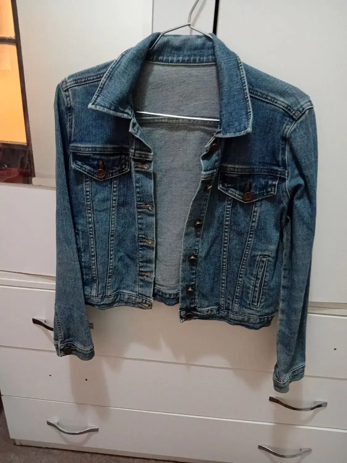 کافشن کوتاه.شلوارکرپ کرم رنگ.شلوارجین ابی.|لباس|ملارد, |دیوار