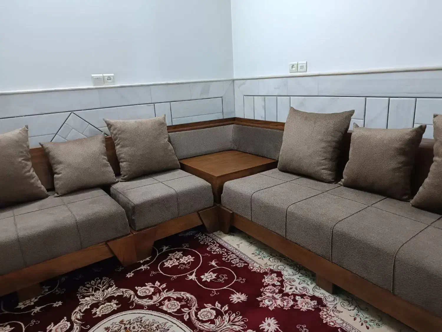 تعمیرات تخصصی مبل|مبلمان خانگی و میز عسلی|قم, قلعه کامکار|دیوار