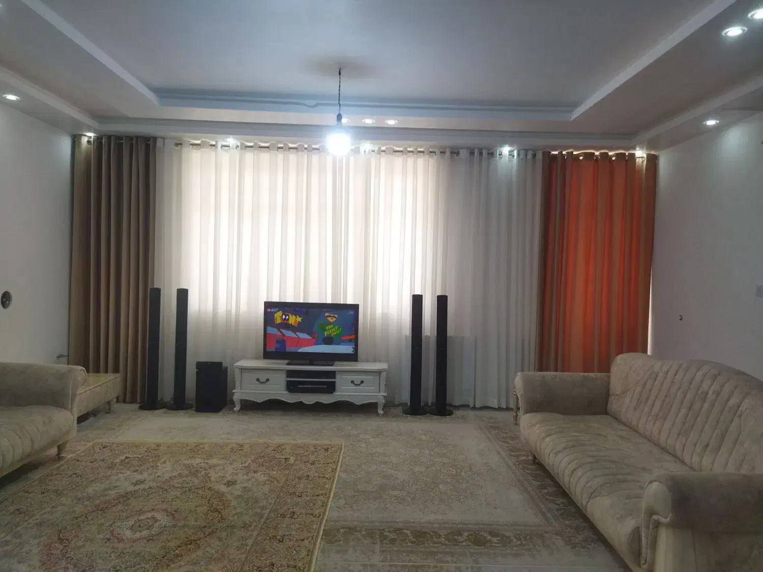 واحد‌های مبله روزانه|اجارهٔ کوتاه‌مدت آپارتمان و سوئیت|شیراز, گویم|دیوار