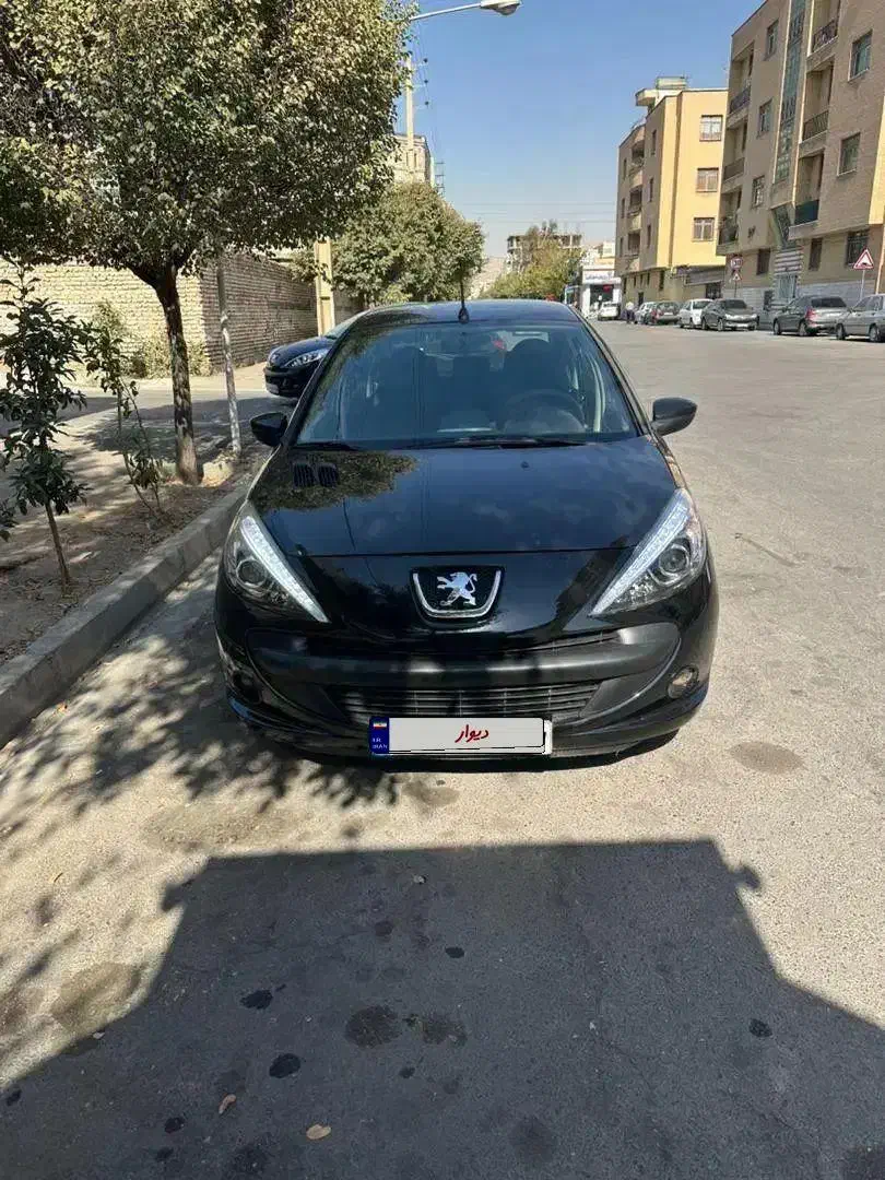 ۲۰۷ مشکی مدل ۹۷|خودرو سواری و وانت|شیراز, قدوسی غربی|دیوار