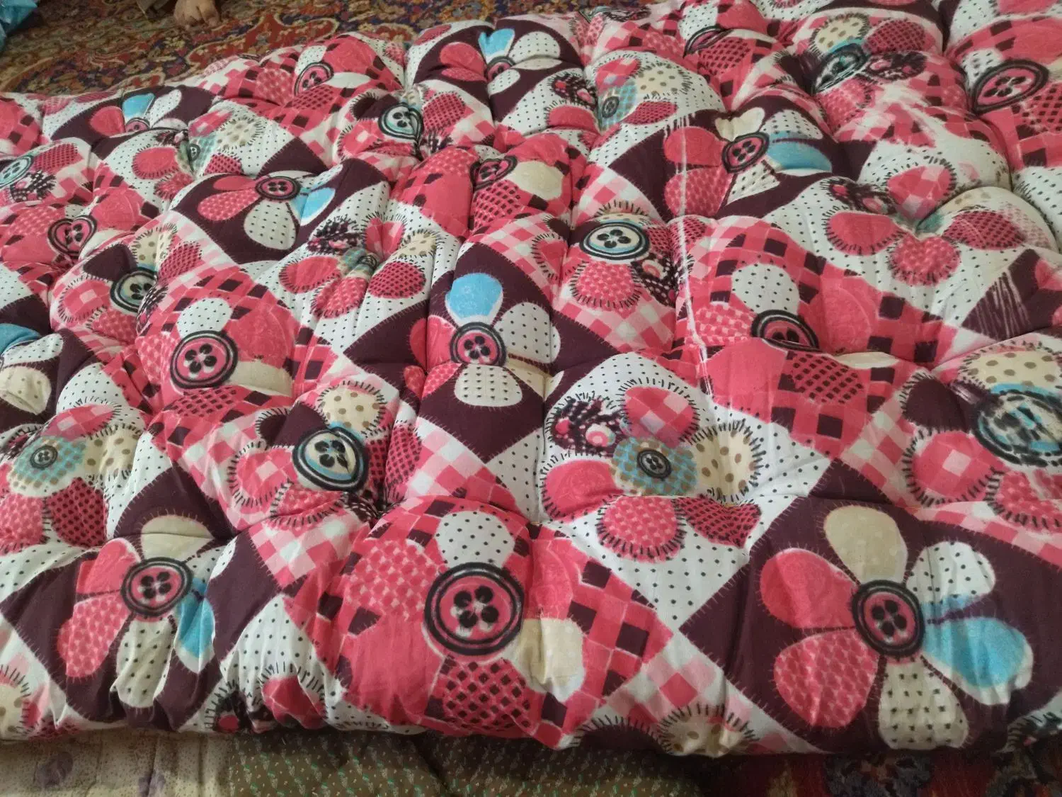 تشک نو|تشک تختخواب|نیشابور, شهرآرا|دیوار