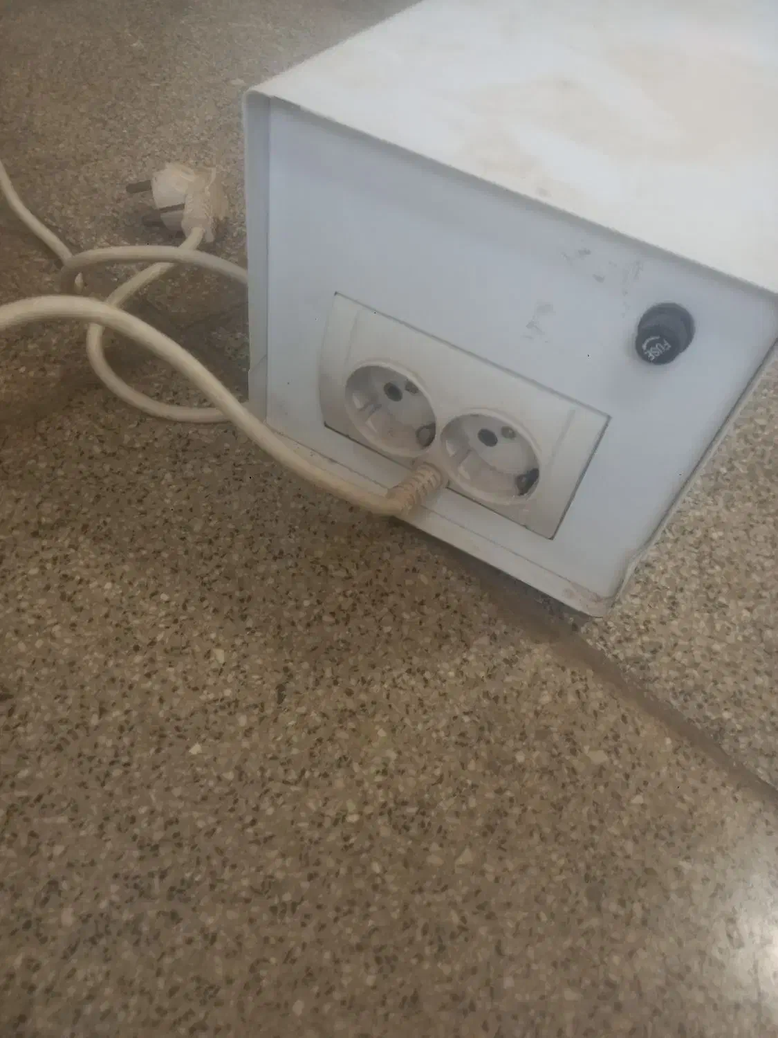 استابلیزر سپید|قطعات و لوازم جانبی رایانه|هشتگرد, ینگی امام|دیوار